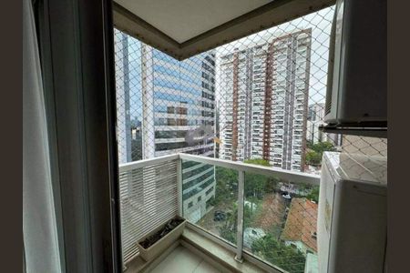 Apartamento à venda com 198m², 3 quartos e 3 vagas