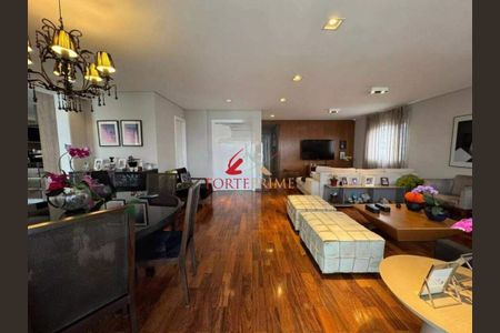 Apartamento à venda com 198m², 3 quartos e 3 vagas