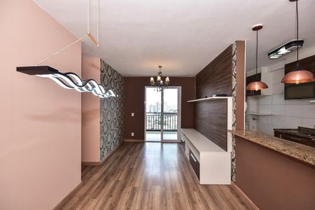 Sala de apartamento para alugar com 3 quartos, 80m² em Chácara Agrindus, Taboão da Serra