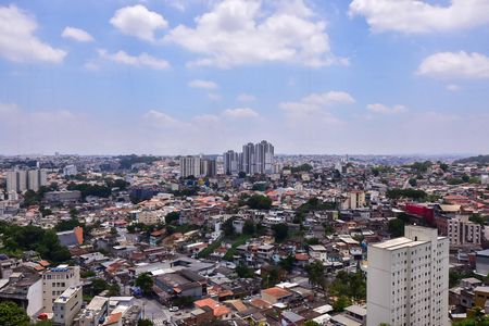 Vista de apartamento para alugar com 3 quartos, 80m² em Chácara Agrindus, Taboão da Serra