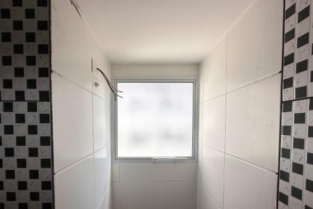 Apartamento para alugar com 41m², 2 quartos e sem vaga Apartamento para alugar com 41m², 2 quartos e sem vagaBanheiro Social
