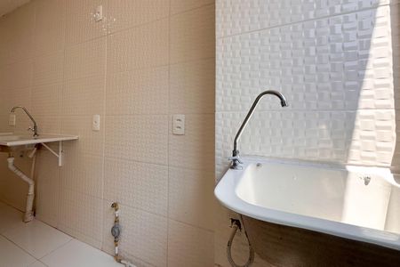 Apartamento para alugar com 41m², 2 quartos e sem vaga Apartamento para alugar com 41m², 2 quartos e sem vagaÁrea de serviço