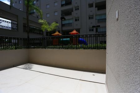 Apartamento para alugar com 102m², 2 quartos e 2 vagasVaranda