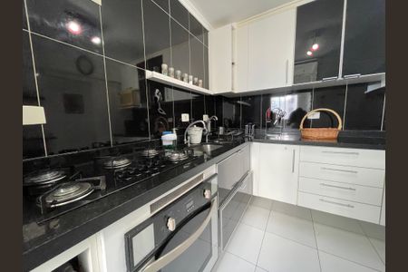 Apartamento à venda com 60m², 2 quartos e 1 vagaCozinha