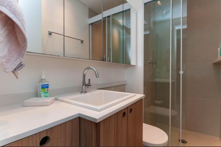 Apartamento para alugar com 65m², 2 quartos e 2 vagasBanheiro Social