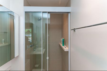 Apartamento para alugar com 65m², 2 quartos e 2 vagasBanheiro Social