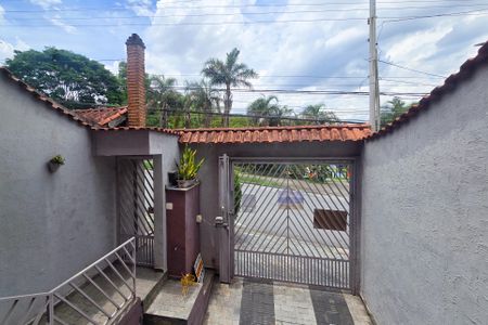 Casa à venda com 212m², 3 quartos e 6 vagasVista - Sala