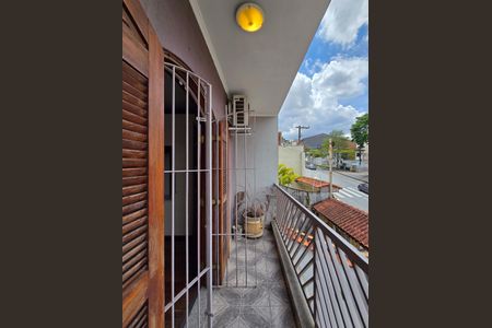 Casa à venda com 212m², 3 quartos e 6 vagasSacada - Suíte 