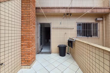 Casa à venda com 212m², 3 quartos e 6 vagasVaranda