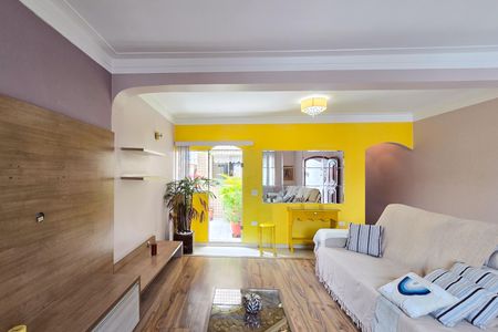 Casa à venda com 212m², 3 quartos e 6 vagasSala