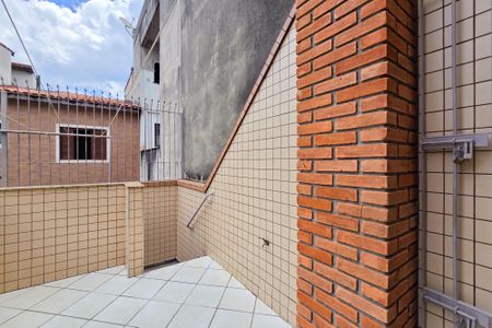 Casa à venda com 212m², 3 quartos e 6 vagasVaranda
