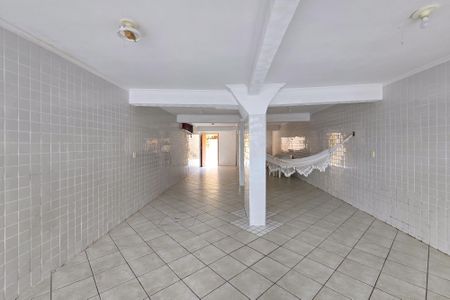 Casa à venda com 212m², 3 quartos e 6 vagasGaragem