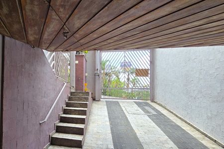 Casa à venda com 212m², 3 quartos e 6 vagasGaragem