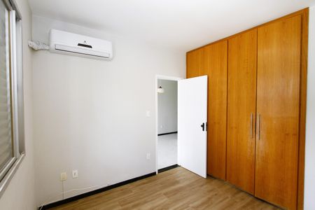 Quarto Suíte de apartamento para alugar com 1 quarto, 50m² em Buritis, Belo Horizonte