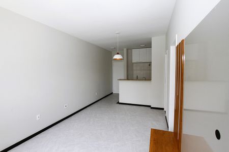 Sala de apartamento para alugar com 1 quarto, 50m² em Buritis, Belo Horizonte
