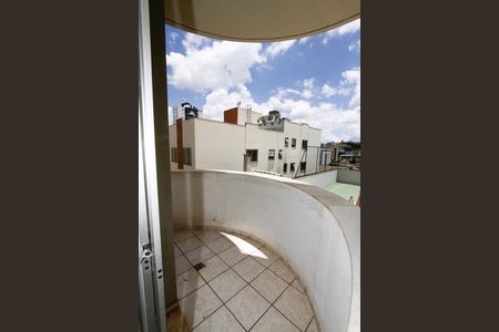 Varanda de apartamento para alugar com 1 quarto, 50m² em Buritis, Belo Horizonte