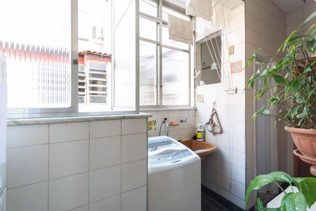 Apartamento para alugar com 75m², 3 quartos e sem vagaÁrea de Serviço