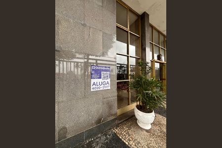 Apartamento para alugar com 153m², 3 quartos e 1 vaga Apartamento para alugar com 153m², 3 quartos e 1 vagaPlaca