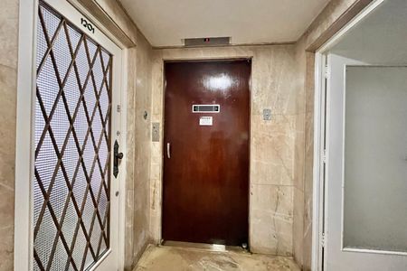 Apartamento para alugar com 153m², 3 quartos e 1 vaga Apartamento para alugar com 153m², 3 quartos e 1 vagaHall de entrada