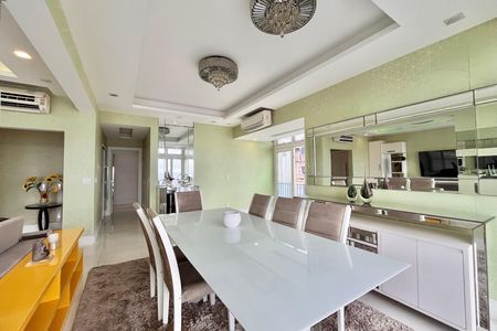 Apartamento para alugar com 153m², 3 quartos e 1 vaga Apartamento para alugar com 153m², 3 quartos e 1 vagaSala