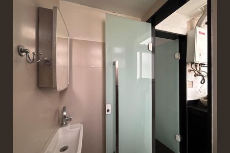 Apartamento para alugar com 153m², 3 quartos e 1 vaga Apartamento para alugar com 153m², 3 quartos e 1 vagaBanheiro de serviço