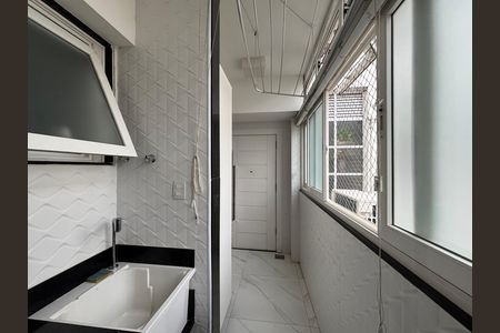 Apartamento para alugar com 153m², 3 quartos e 1 vaga Apartamento para alugar com 153m², 3 quartos e 1 vagaÁrea de serviço
