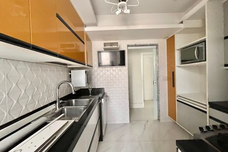 Apartamento para alugar com 153m², 3 quartos e 1 vaga Apartamento para alugar com 153m², 3 quartos e 1 vagaCozinha