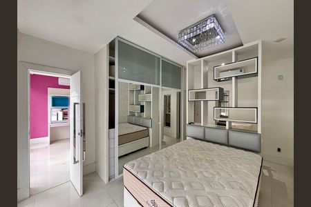 Apartamento para alugar com 153m², 3 quartos e 1 vaga Apartamento para alugar com 153m², 3 quartos e 1 vagaSuíte