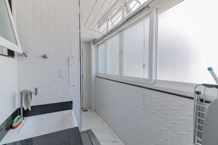 Apartamento para alugar com 153m², 3 quartos e 1 vaga Apartamento para alugar com 153m², 3 quartos e 1 vagaÁrea de Serviço