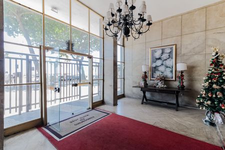 Apartamento para alugar com 153m², 3 quartos e 1 vaga Apartamento para alugar com 153m², 3 quartos e 1 vagaHall de entrada