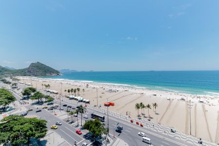 Vista da Sala de apartamento para alugar com 3 quartos, 153m² em Copacabana, Rio de Janeiro