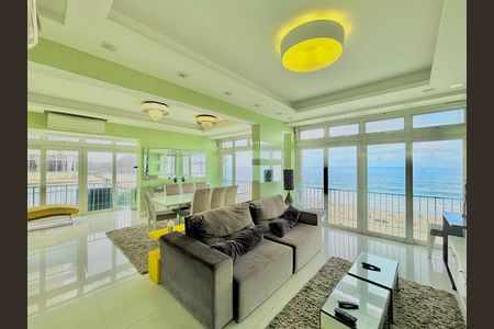 Apartamento para alugar com 153m², 3 quartos e 1 vaga Apartamento para alugar com 153m², 3 quartos e 1 vagaSala