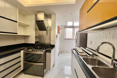 Apartamento para alugar com 153m², 3 quartos e 1 vaga Apartamento para alugar com 153m², 3 quartos e 1 vagaCozinha