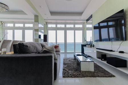 Apartamento para alugar com 153m², 3 quartos e 1 vaga Apartamento para alugar com 153m², 3 quartos e 1 vagaSala