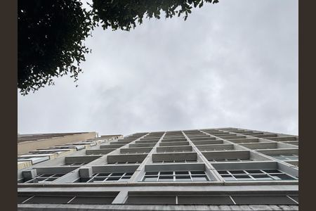 Apartamento para alugar com 153m², 3 quartos e 1 vaga Apartamento para alugar com 153m², 3 quartos e 1 vagaFachada