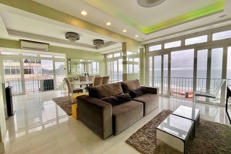 Apartamento para alugar com 153m², 3 quartos e 1 vaga Apartamento para alugar com 153m², 3 quartos e 1 vagaSala