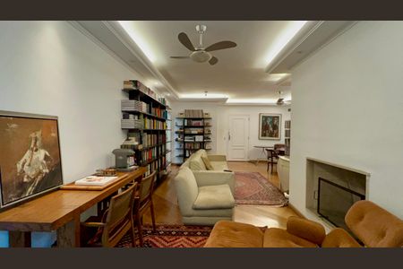 Apartamento à venda com 133m², 3 quartos e 3 vagas Apartamento à venda com 133m², 3 quartos e 3 vagasSala