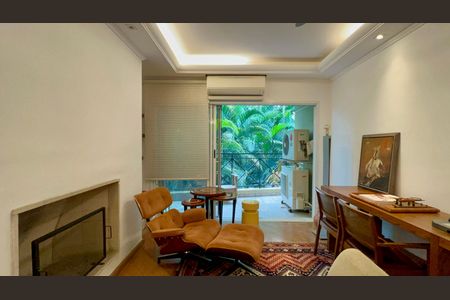 Sala de apartamento à venda com 3 quartos, 133m² em Boaçava, São Paulo