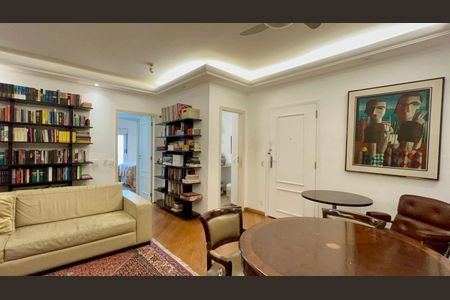 Apartamento à venda com 133m², 3 quartos e 3 vagas Apartamento à venda com 133m², 3 quartos e 3 vagasSala de Jantar