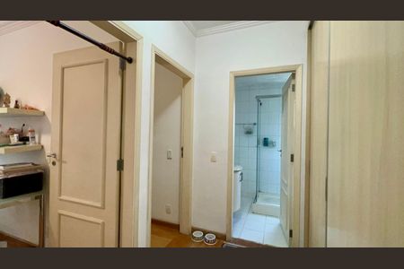 Apartamento à venda com 133m², 3 quartos e 3 vagas Apartamento à venda com 133m², 3 quartos e 3 vagasCorredor