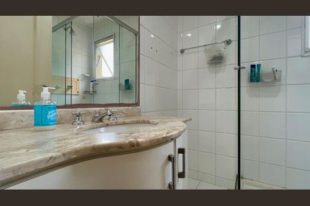 Apartamento à venda com 133m², 3 quartos e 3 vagas Apartamento à venda com 133m², 3 quartos e 3 vagasBanheiro