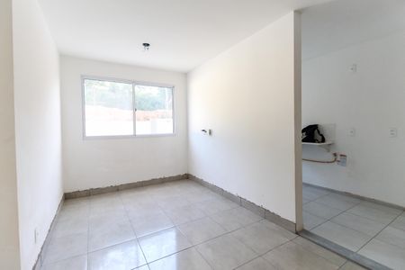 Sala de apartamento para alugar com 2 quartos, 44m² em Colônia (zona Leste), São Paulo