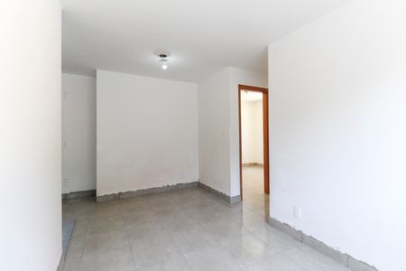 Apartamento para alugar com 44m², 2 quartos e sem vaga Apartamento para alugar com 44m², 2 quartos e sem vagaSala