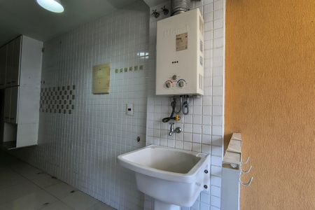 Apartamento à venda com 102m², 3 quartos e 1 vagaÁrea de Serviço