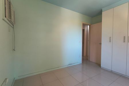 Apartamento à venda com 102m², 3 quartos e 1 vagaQuarto 2 - Armários