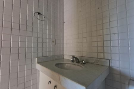 Apartamento à venda com 102m², 3 quartos e 1 vagaBanheiro Social