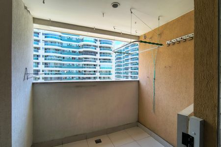 Apartamento à venda com 102m², 3 quartos e 1 vagaÁrea de Serviço