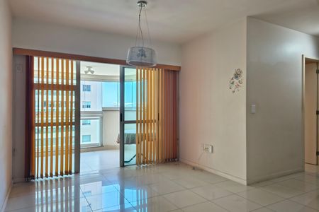 Apartamento à venda com 102m², 3 quartos e 1 vagaSala