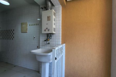 Apartamento à venda com 102m², 3 quartos e 1 vagaÁrea de Serviço