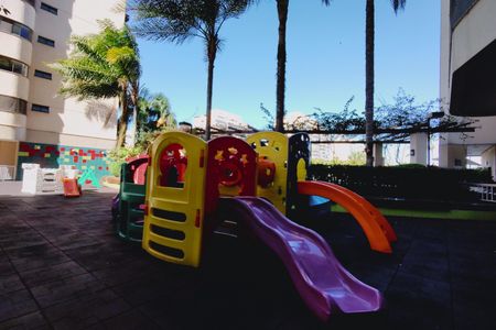 Apartamento à venda com 102m², 3 quartos e 1 vagaÁrea comum - Playground